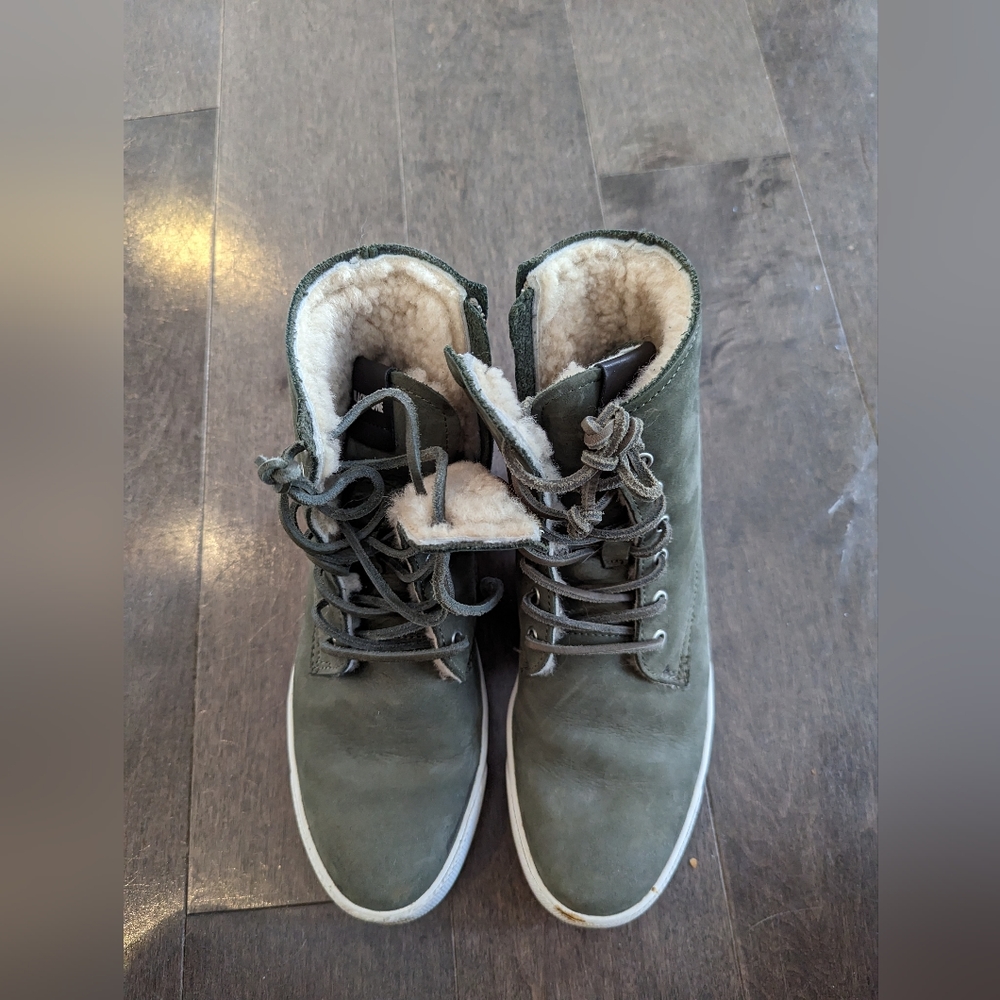 Blackstone olive-colored wool-lined boots